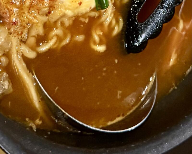 焼肉ホルモン おはこ 18 千葉県船橋市本町 京成船橋駅 〆のソースラーメン 船橋ソースラーメン スープ