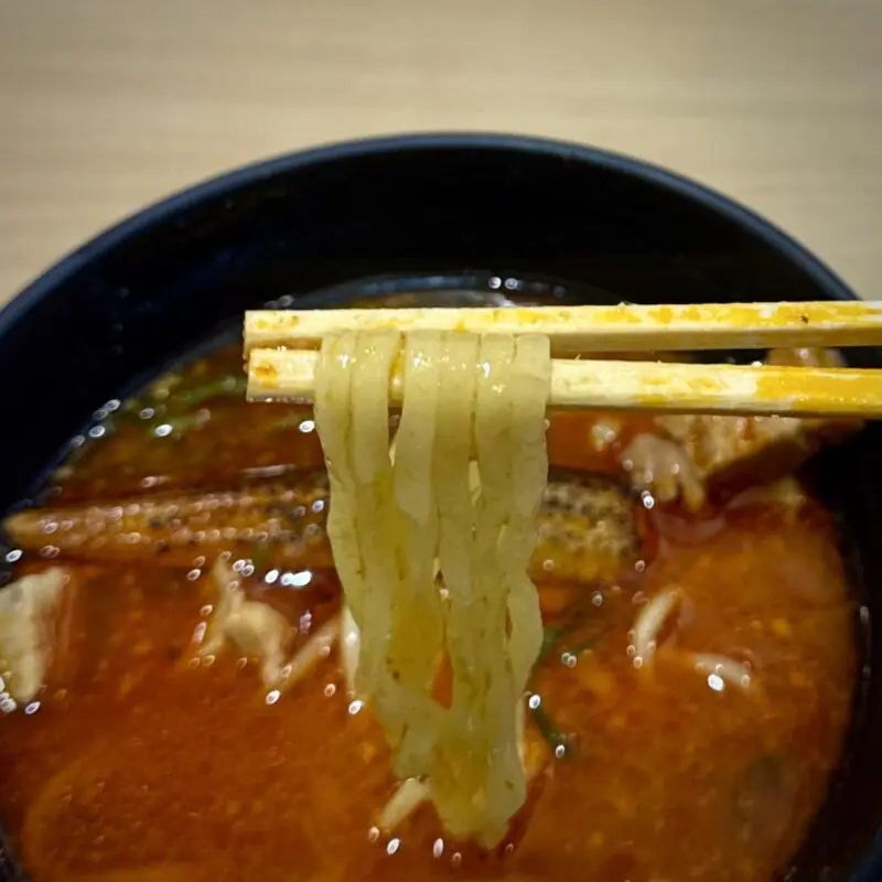 かっぱ寿司 男鹿店 秋田県男鹿市船越 内子 船越駅 鬼金棒監修 カラシビ味噌らー麺 辛痺味噌ラーメン 3辛 追い込みラー油 麺