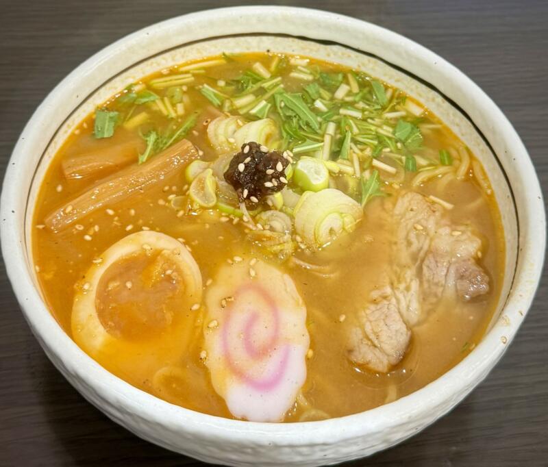 きらく食堂 秋田県横手市条里 一の口 横手駅 半ラーメン みそラーメン 味噌ラーメン