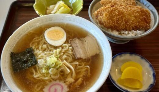 三面川ドライブイン＠新潟県村上市塩野町にてラーメン定食をオーダー！中華ラーメンにミニタレかつ丼がセットになった通称・ラー定な人気メニュー♪