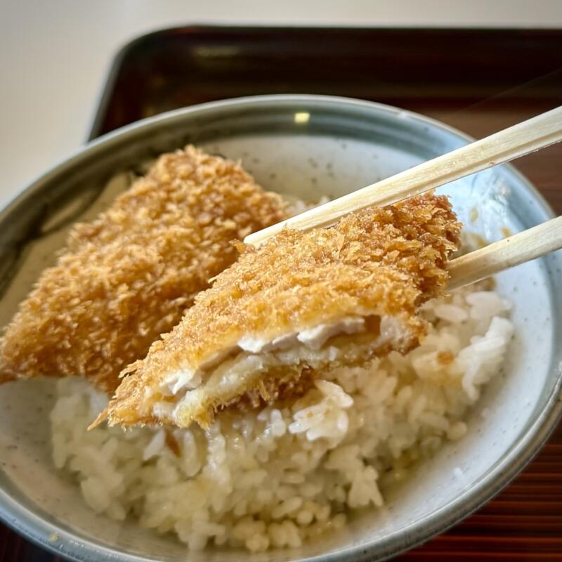 三面川ドライブイン みおもてがわドライブイン 新潟県村上市塩野町 塩野町車庫前 越後寒川駅 ラーメン定食 ミニタレかつ丼