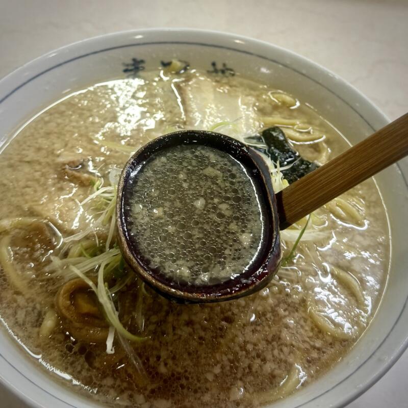 まつや食堂 食堂 まつや 新潟県燕市殿島 県央大橋東詰 燕駅 中華そば 燕背脂ラーメン 背脂醤油ラーメン スープ