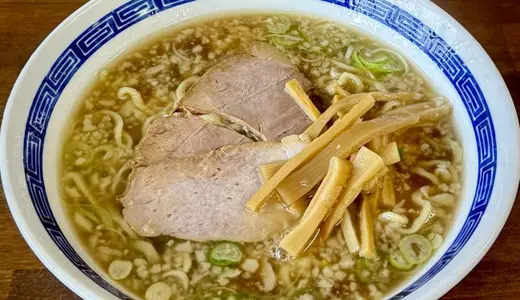 関屋 福来亭＠新潟県新潟市西区小新にてラーメンをオーダー！ご当地・燕背脂ラーメンの元祖の流れを汲む老舗の名店♪