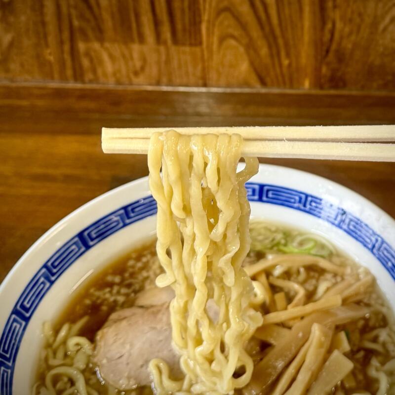 関屋 福来亭 新潟県新潟市西区小新 小針駅 小新ポンプ場前 ラーメン 新潟ご当地 燕背脂ラーメン 背脂醤油ラーメン 自家製麺