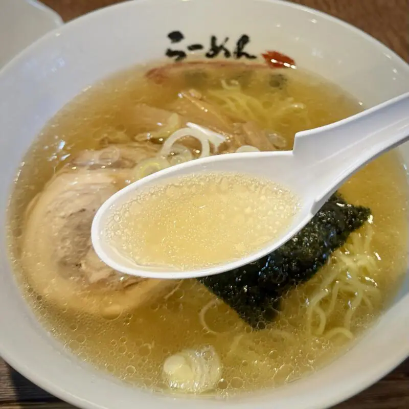 らーめん 三咲屋 みさきや 新潟県新潟市東区大形本町 大形本町三丁目 大形駅 しおセット しおらーめん 塩ラーメン スープ