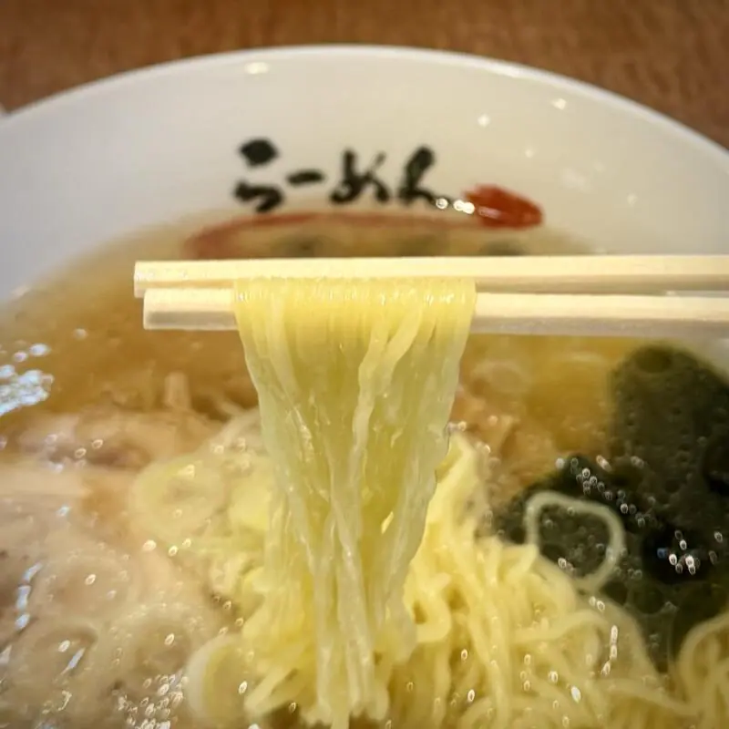 らーめん 三咲屋 みさきや 新潟県新潟市東区大形本町 大形本町三丁目 大形駅 しおセット しおらーめん 塩ラーメン 麺