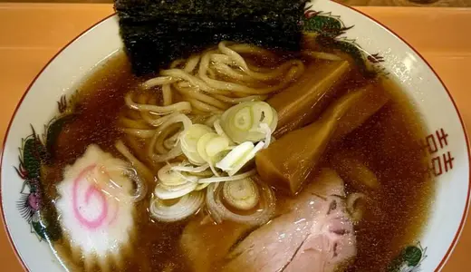 ぶんしち食堂(文七食堂)＠秋田県秋田市山王にて中華そば＆大葉シウマイをオーダー！和洋中折衷かつメニュー豊富で食事も昼飲みも可能な期待の新店♪