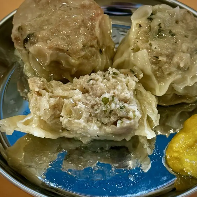 ぶんしち食堂 文七食堂 秋田県秋田市山王 高陽青柳町 泉外旭川駅 秋田駅 大葉シウマイ シュウマイ 焼売