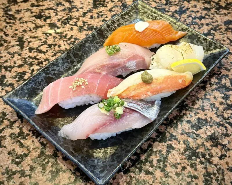 太助寿司 本店 たすけずし 秋田県秋田市下新城中野 中野二区 追分駅 九回 全日本回転寿司 MVP選手権 優勝 寿司六点盛り