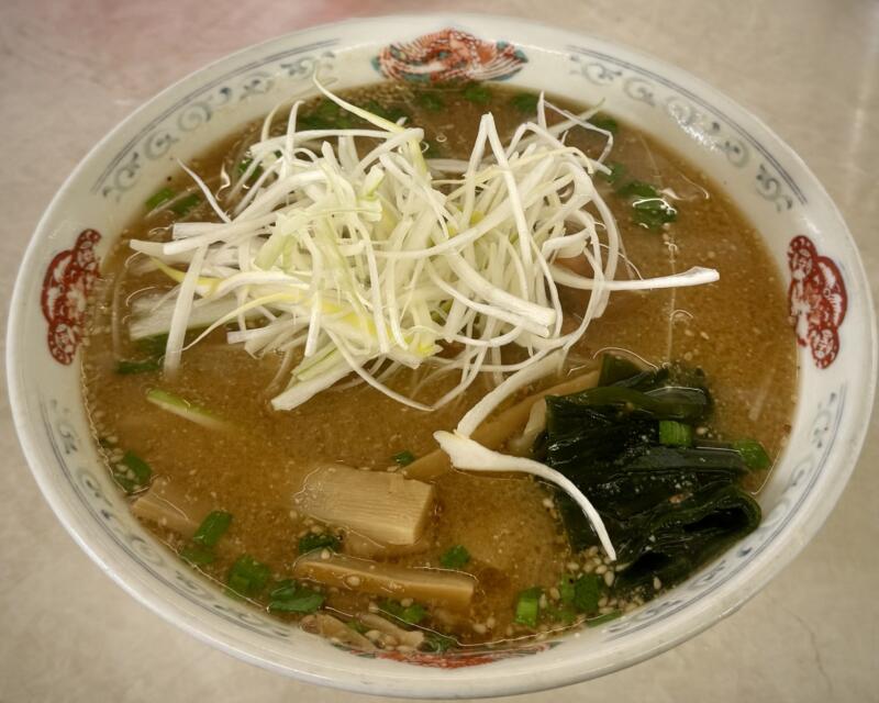 ラーメンショップ105 秋田県大仙市花館 大曲駅 殿屋敷 みそホルモンラーメン ほるもん もつ煮込み 味噌ラーメン