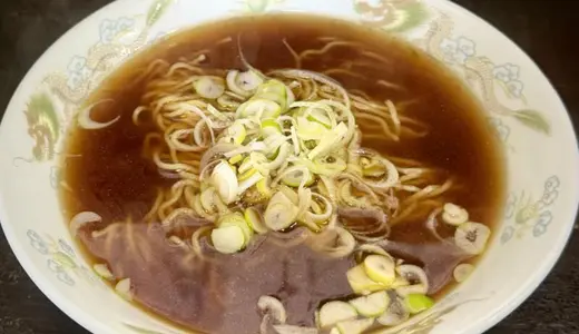 ら〜めん笑＠秋田県大仙市北長野にてしんぷる醤油＆マーボー豆腐ご飯セットをオーダー！チャイナドラゴン→チャイナ大吉の流れを汲む町中華的な人気店♪