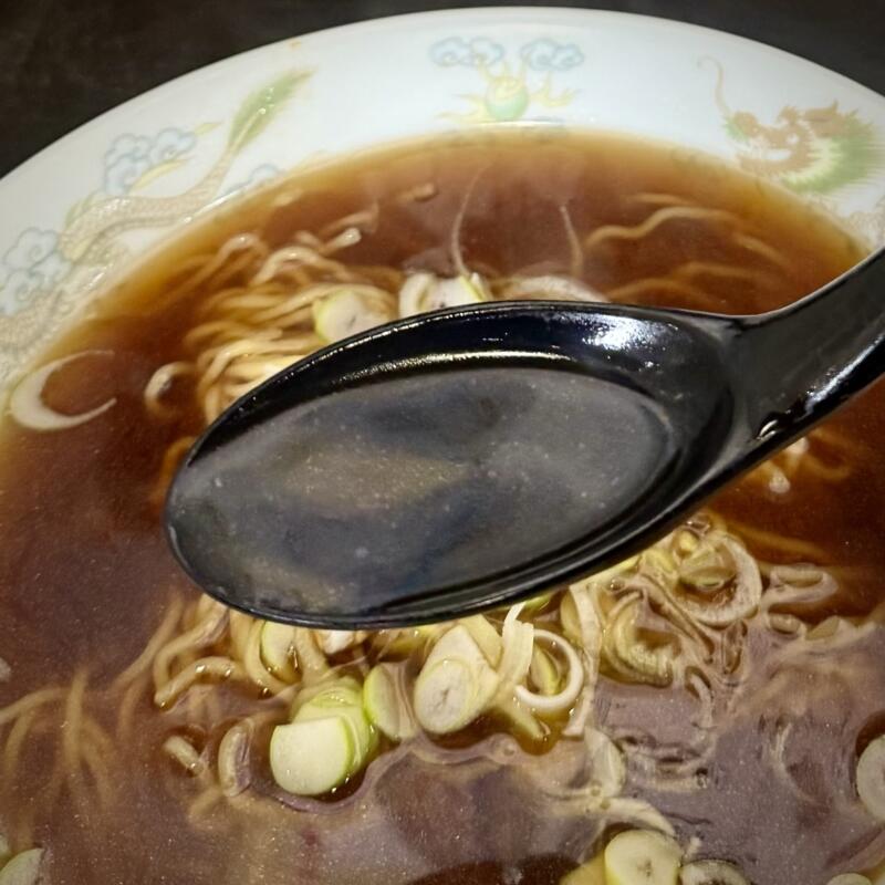 ら〜めん笑 らーめん笑 しょう 秋田県大仙市北長野 羽後長野駅 イオン中仙店前 しんぷる醤油 ら〜めん 醤油ラーメン スープ