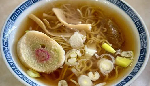 東寿司＠秋田県横手市平鹿町にてラーメン＆ホルモン定食をオーダー！ミニサイズながら250円という衝撃価格のラーメンと白飯進みまくりな逸品定食の大満足セット♪