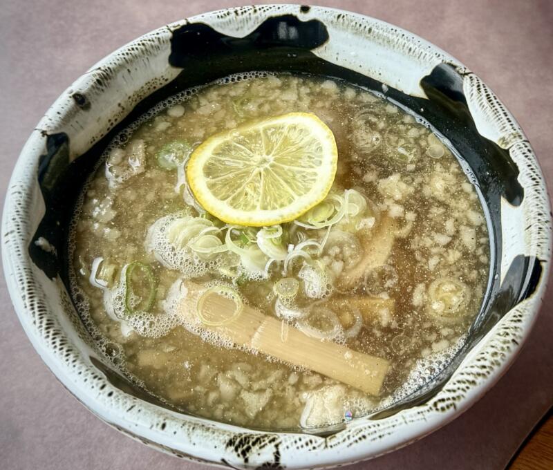 いわ谷商店 いわやしょうてん 青森県西津軽郡深浦町深浦 深浦駅前 背脂煮干しラーメン 背脂醤油ラーメン こってり