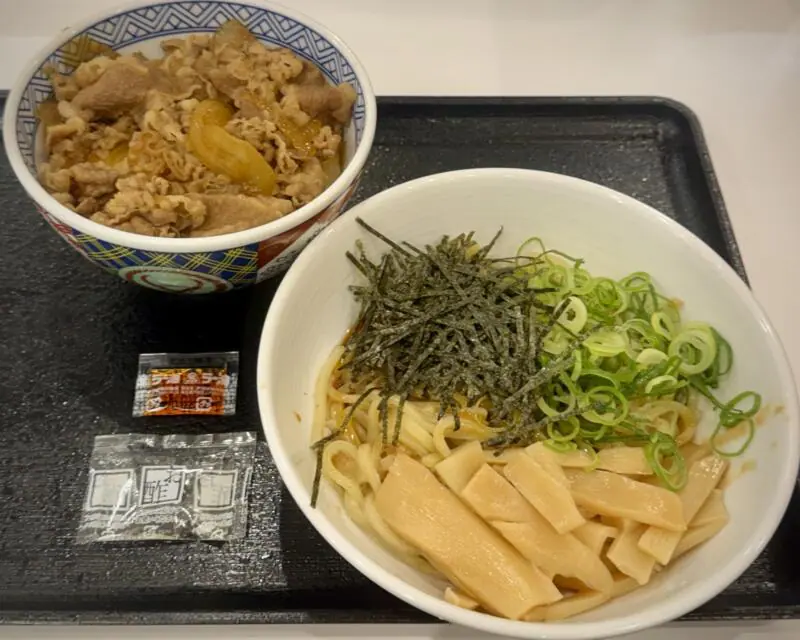 吉野家 秋田広面店 秋田県秋田市広面 碇入口 秋田駅 牛丼＋油そばセット 並 ラーメン第三弾