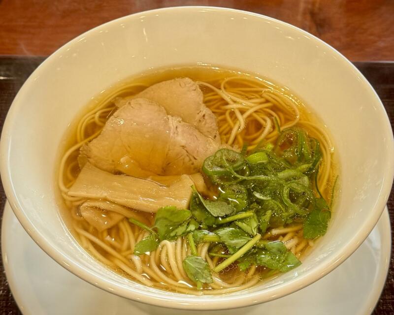 麺屋 稲庭養助本店 秋田県湯沢市稲庭町 佐藤養助 新庄 湯沢駅 稲庭中華そば 稲庭ラーメン 醤油ラーメン 比内地鶏の炊き込みご飯 比内ご飯セット