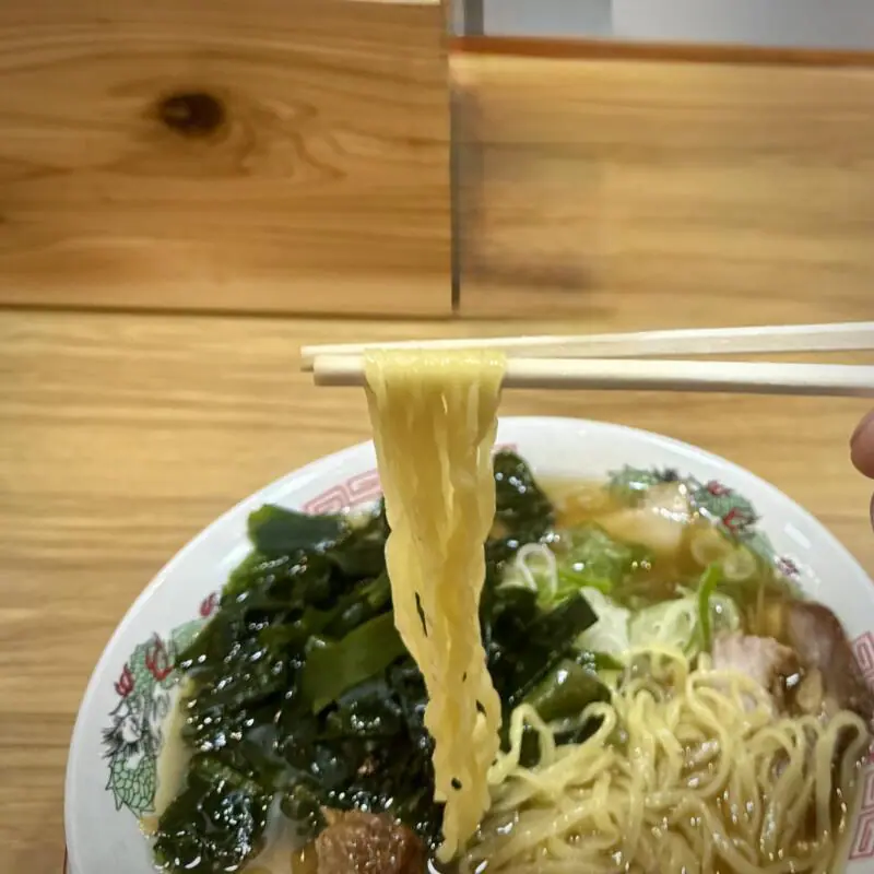 朝らぁ麺 のぞいち 和酒屋 杉やま 秋田県秋田市大町 大町AKビル2階 大町四丁目 秋田駅 中華そば わかめ ワカメ中華そば ちゃん系ラーメン 豚だし醤油ラーメン 麺