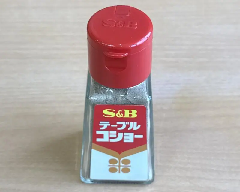 かそせ いか焼き村食堂 青森県西津軽郡深浦町風合瀬 道の駅 ふかうら内 風合瀬駅 塩ラーメン 味変 調味料