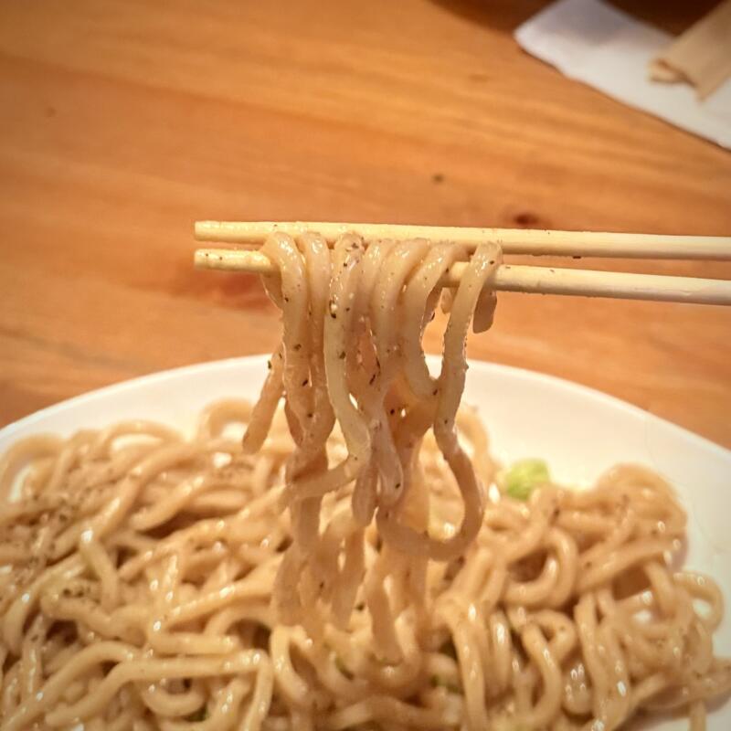 BAR JAH ジャー 秋田県秋田市大町 大町5丁目 川反 秋田駅 おつまみ煮干し麺 煮干しまぜそば 浅草 開化楼 麺