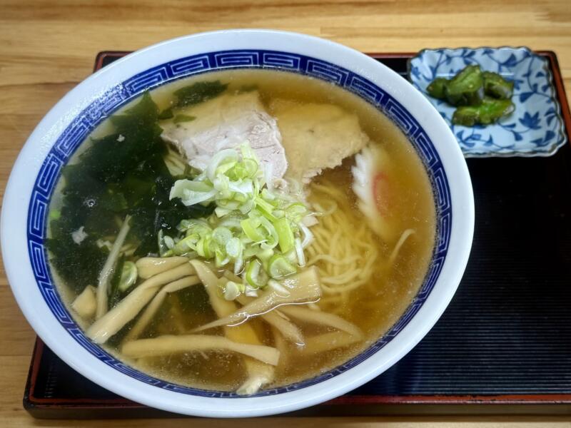 いわはなや食堂 山形県西置賜郡飯豊町手ノ子 手ノ子駅 置賜総合病院前 中華そば 醤油ラーメン 漬け物付き