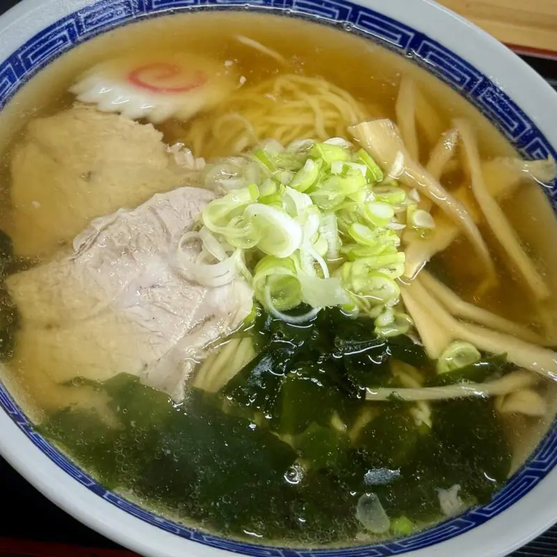 いわはなや食堂 山形県西置賜郡飯豊町手ノ子 手ノ子駅 置賜総合病院前 中華そば 醤油ラーメン 具