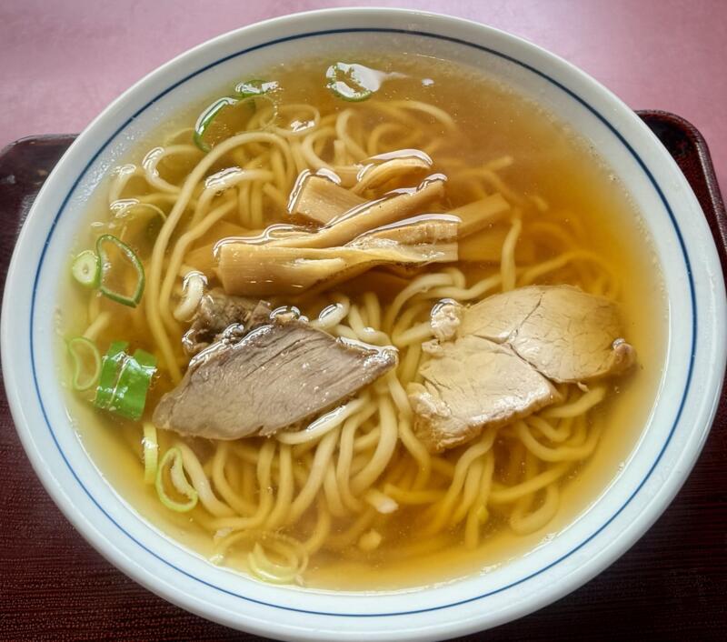 新来軒 しんらいけん 山形県長井市あら町 本町二丁目 長井駅 南長井駅 小盛支那そば 長井ご当地 馬肉ラーメン 醤油ラーメン