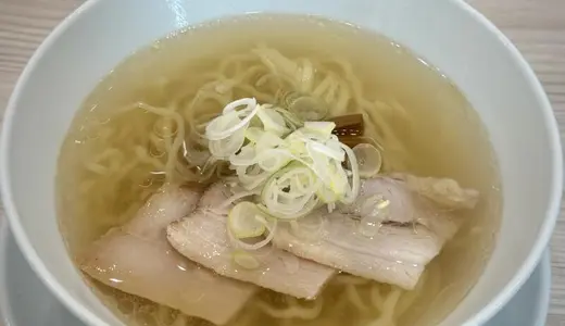 うえんで 喜多方店＠福島県喜多方市上川向にて会津山塩らぁ麺をオーダー！会津の食べ歩きの1軒目には打ってつけの朝ラーメン♪