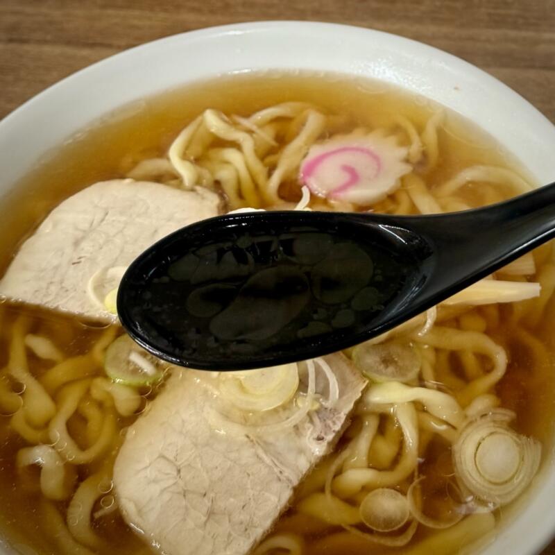 食堂 なまえ 福島県喜多方市永久 駅中道 大通四ッ角 喜多方駅 福島ご当地 喜多方ラーメン 醤油ラーメン スープ