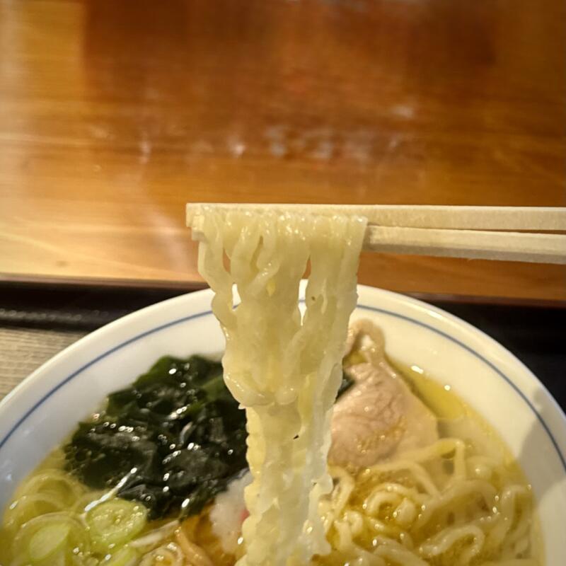 ひとつぶの麦 福島県喜多方市松山町鳥見山 有隣病院前 喜多方駅 黄金の塩そば 塩ラーメン 小西製麺