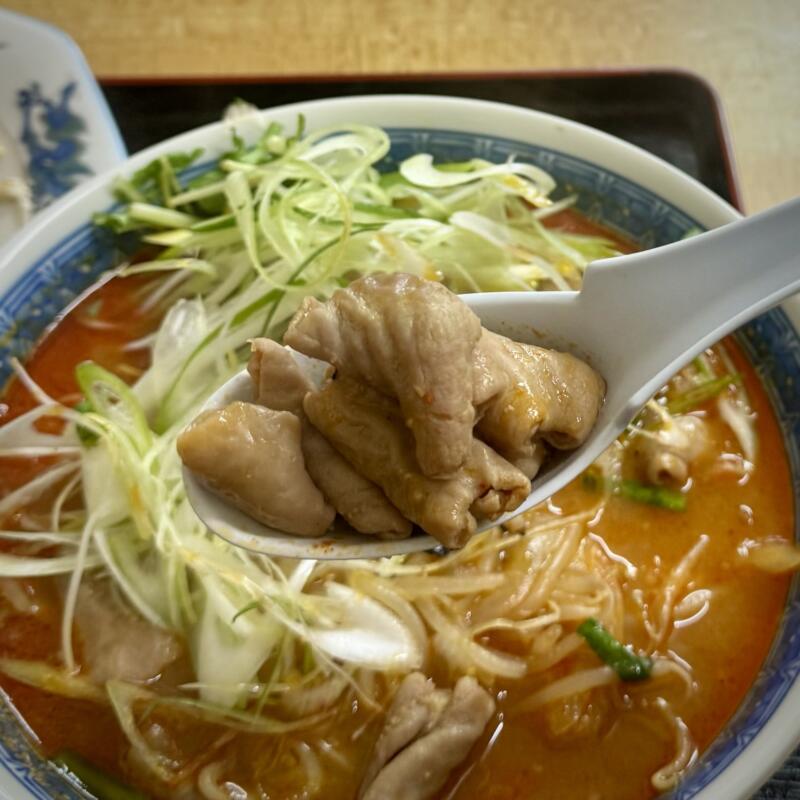 くろ丸食堂 黒丸食堂 くろまる食堂 秋田県湯沢市湯ノ原 湯の原 湯沢駅 ネギ味噌ホルモンラーメン ホルモン煮 煮込み