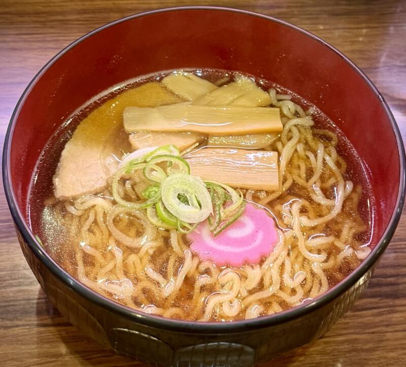 ファミリー寿し 一番星 回転寿司 秋田県鹿角市花輪 市役所前 鹿角花輪駅 半ラーメン 醤油ラーメン
