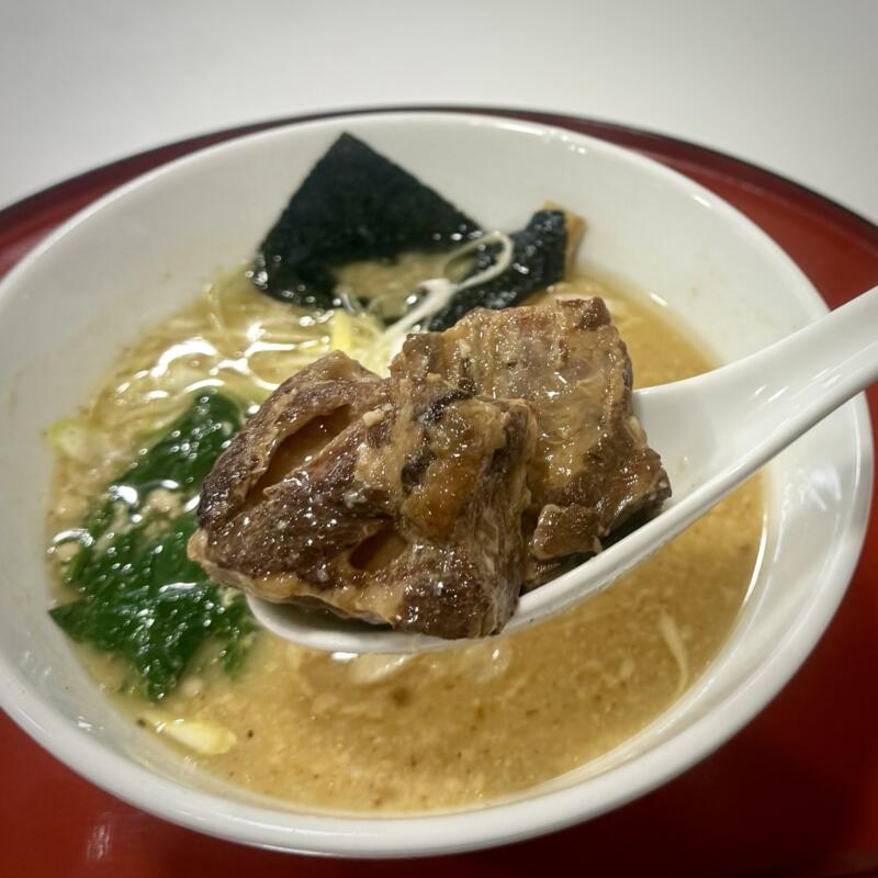 お食事処 山水 レストラン山水 秋田県秋田市添川 温泉センター りらっくす内 味噌ラーメン 豚軟骨チャーシュー パイカ