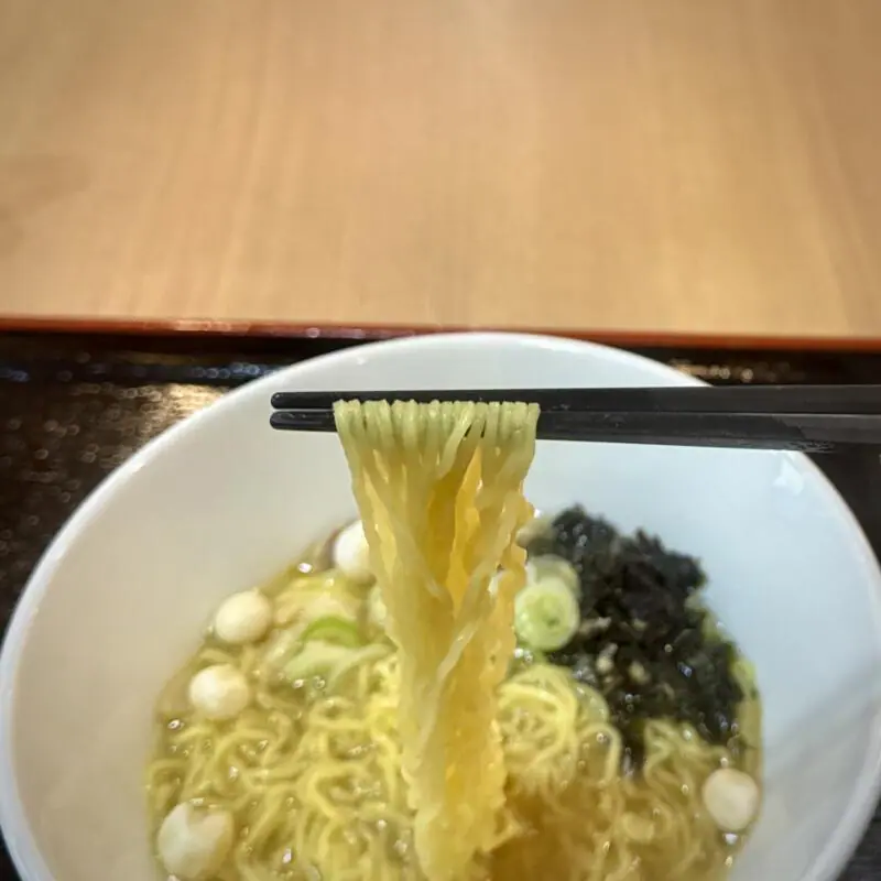 和食 神楽 かぐら 秋田県秋田市中通 リッチモンドホテル秋田駅前1階 中通二丁目 比内地鶏の塩中華そば 塩ラーメン 麺