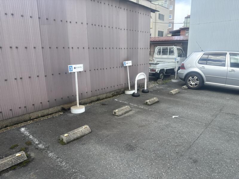 麺屋 樫乃木 かしのき 岩手県北上市青柳町 青柳一丁目 北上駅前 駐車場