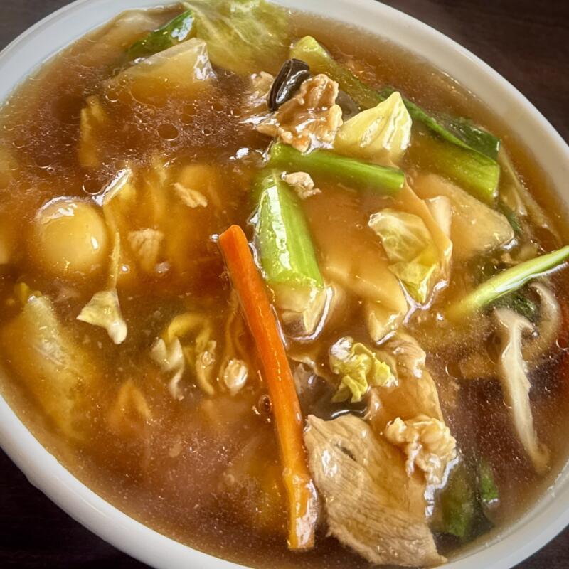 熱烈中華 〇武 まるたけ 山形県上山市金生東 高等養護学校前 かみのやま温泉駅 五目餡かけラーメン 餡掛けラーメン 具