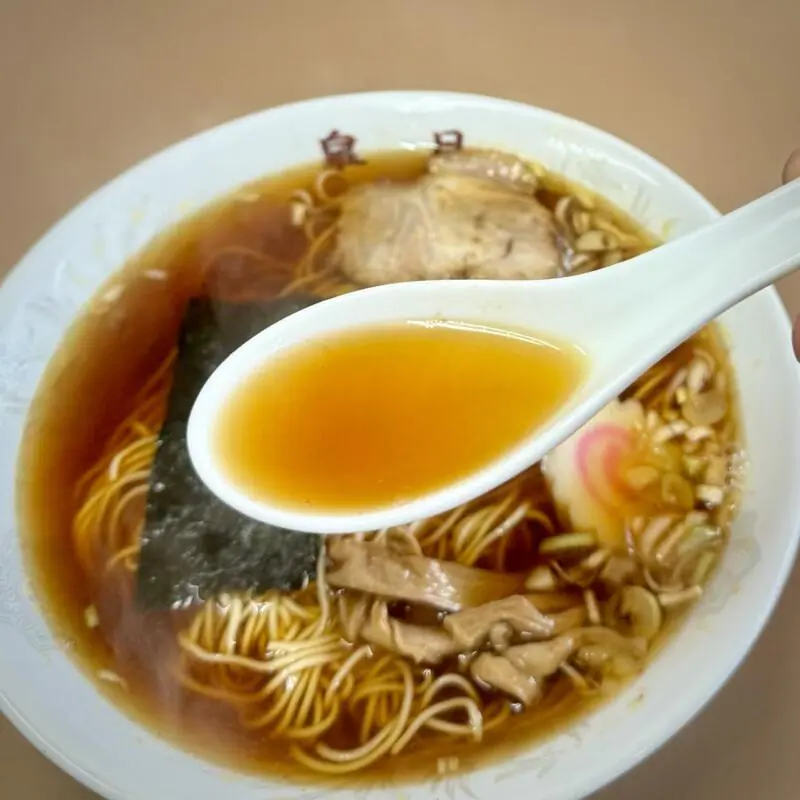 中華麺類 皐月 さつき 千葉県香取市佐原イ 中宿 佐原駅 元祖皐月ラーメン 醤油ラーメン スープ