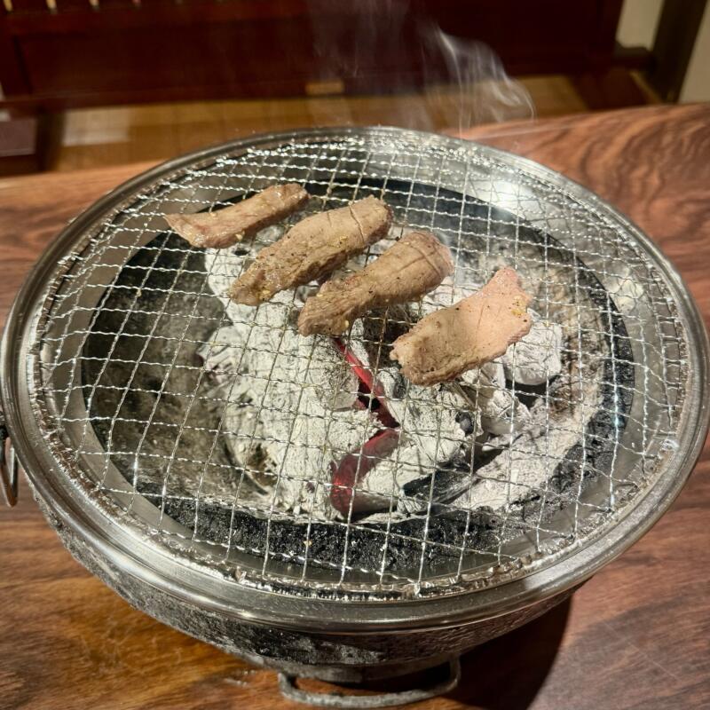 焼肉 炭火焼き 暖団家 ホルモン厨房 暖団家 秋田県秋田市仁井田 上新田 羽後牛島駅 仔牛の牛タン 半ライス