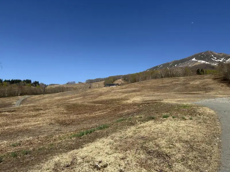 ミハラステラス 秋田県仙北市田沢湖生保内 たざわ湖スキー場 ぎんれいエリア ステーキハウスぎんれいのグリーンシーズン営業 徒歩で登る