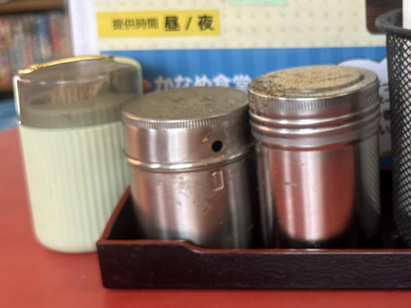 食事処 中国料理 かなめ食堂 山形県東田川郡庄内町余目 駅前商店街 余目駅前 ワカメラーメン 中華そば 醤油ラーメン 味変 調味料