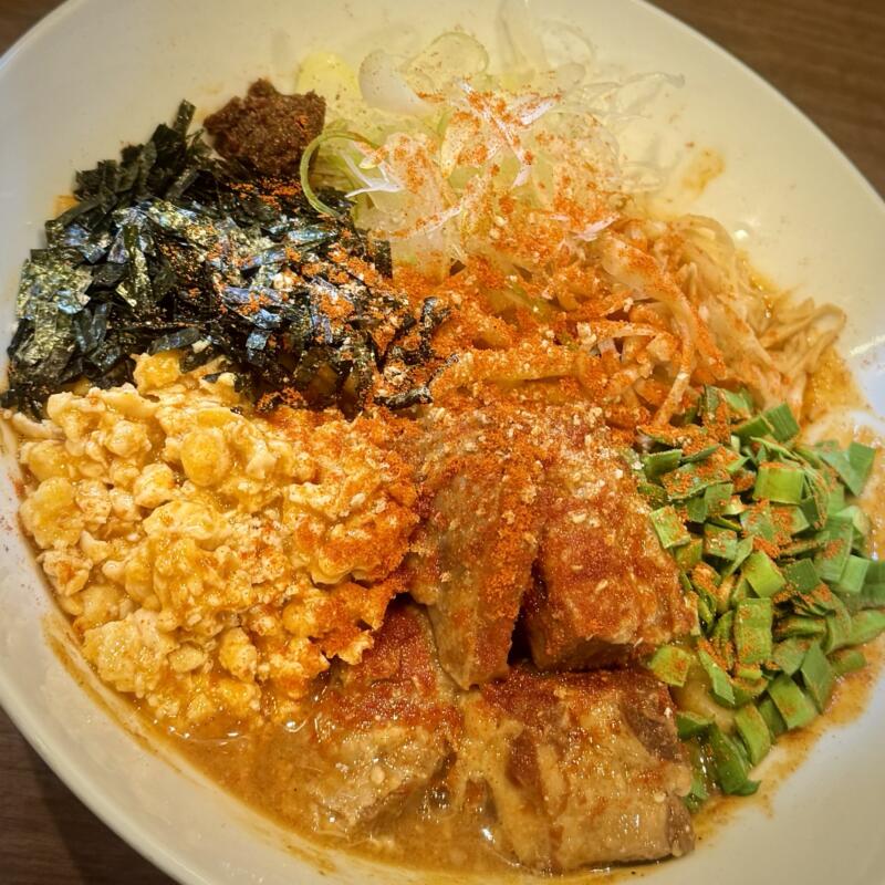 NOODLE SHOP KOUMITEI 香味亭 秋田県横手市婦気大堤 下久保 横手駅 オマール海老香る辛味噌まぜそば 辛さＬ　汁なしラーメン 具