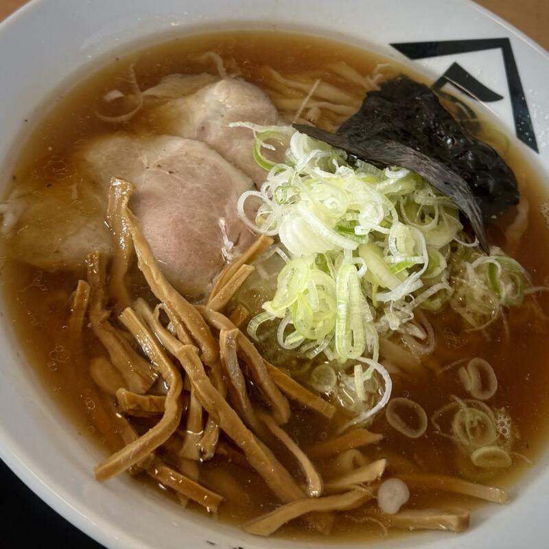中華そば 肴 yamago にかほ店 ヤマゴ やまご 3号店 秋田県にかほ市象潟町中橋町 象潟駅 魚手揉中華 手揉み中華そば 醤油ラーメン 具