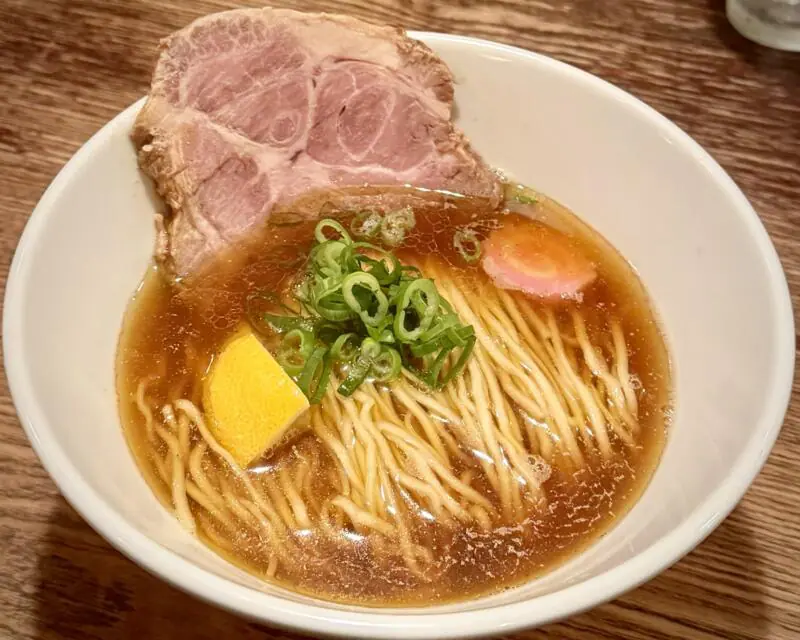 BAR JAH ジャー 秋田県秋田市大町 川反 秋田駅 大町五丁目 煮干し鶏油そば 醤油ラーメン 鶏煮干し中華そば