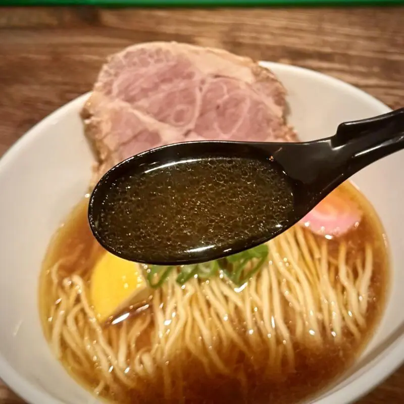 BAR JAH ジャー 秋田県秋田市大町 川反 秋田駅 大町五丁目 煮干し鶏油そば 醤油ラーメン 鶏煮干し中華そば スープ