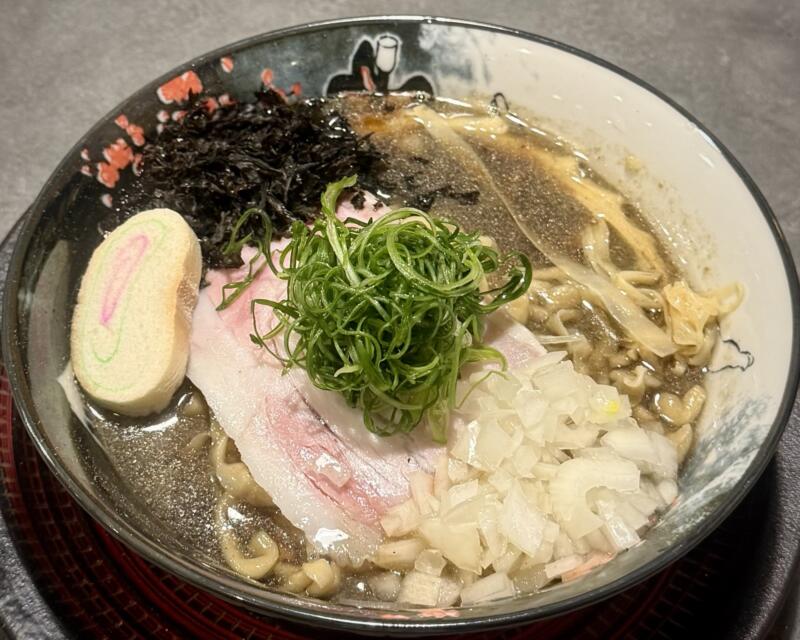 麺酒飯 よるあお Ramen Ao ラーメンアオの夜の部営業 秋田県秋田市川尻御休町 川尻大川町 羽後牛島駅 煮干中華そば 煮干しラーメン