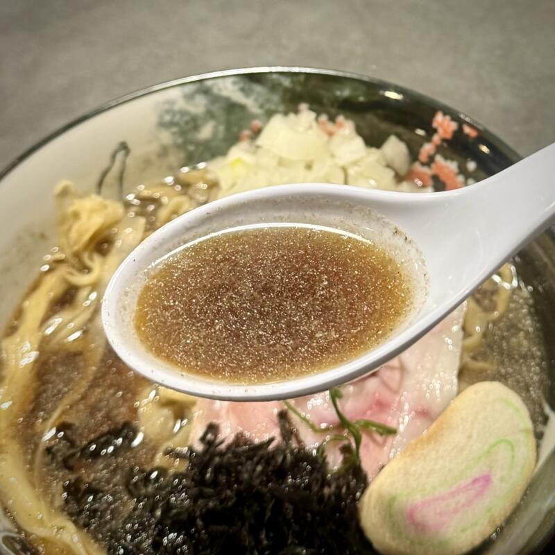 麺酒飯 よるあお Ramen Ao ラーメンアオの夜の部営業 秋田県秋田市川尻御休町 川尻大川町 羽後牛島駅 煮干中華そば 煮干しラーメン スープ