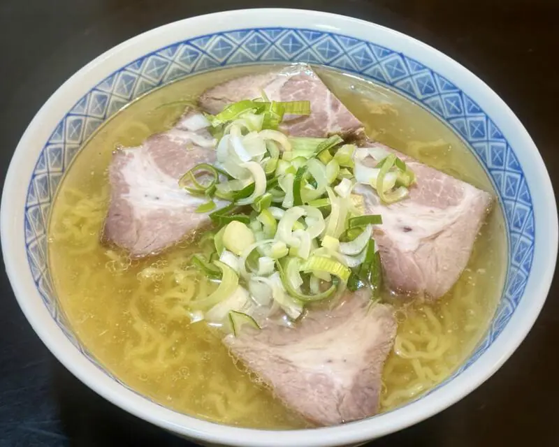 オレのラーメン 秋田県秋田市土崎港中央 港入口 土崎駅 おれのラーメン塩 塩ラーメン
