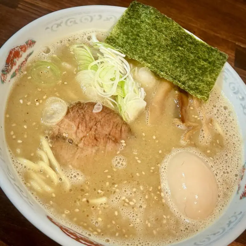 らーめん萬亀 ばんき 秋田県秋田市中通 買物広場 秋田駅前 ブレンド味噌 味噌ラーメン 具
