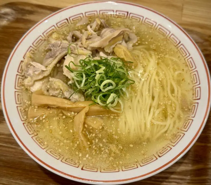新旬屋本店 山形県新庄市沖の町 親鶏中華蕎麦(塩) 親鶏中華そば 塩ラーメン