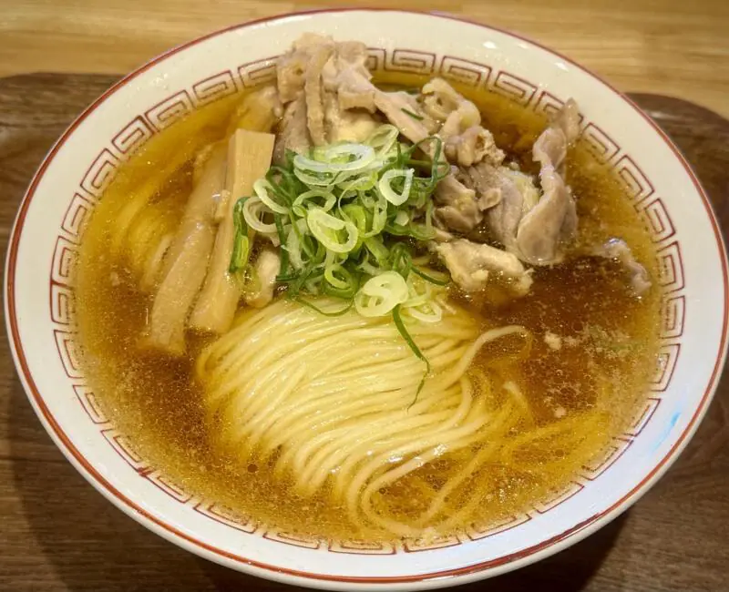 新旬屋本店 山形県新庄市沖の町 親鶏中華蕎麦(醤油) 親鶏中華そば 醤油ラーメン ミニとろチャ丼付