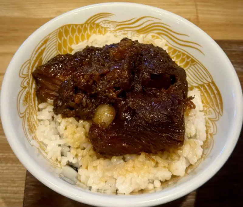 新旬屋本店 山形県新庄市沖の町 親鶏中華蕎麦(醤油) 親鶏中華そば 醤油ラーメン ミニとろチャ丼付